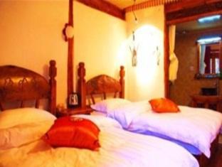 Jiuwei Life Courtyard Inn ลี่เจียง ภายนอก รูปภาพ